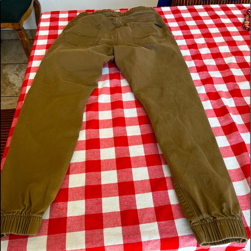 Mens xsmall joggers, heavy material, very warm.